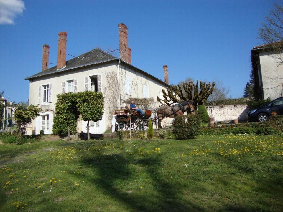 Bed and Breakfast Domaine De La Dame De Lauriere Solignac Exteriér fotografie