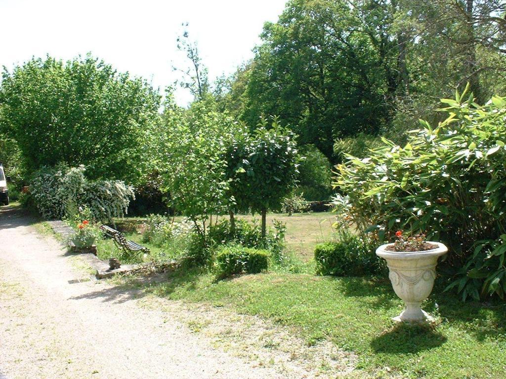Bed and Breakfast Domaine De La Dame De Lauriere Solignac Exteriér fotografie